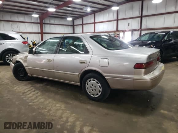 ✅ 1998 Toyota Camry LE • VIN: 4T1BG22K8WU280200 • Лот: 90657805. Опубликован ранее на Copart с пробегом 289 658 миль. Бесплатный доступ к архиву аукционных продаж из США и подробный отчёт об истории автомобиля на DreamBid. Изображение 2.