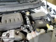 ✅ 2019 Jeep Cherokee Altitude • VIN: 1C4PJMLN8KD386205 • Lot: 54551055. Wystawiony na Copart z przebiegiem 98 197 mil. Bezpłatny archiwum sprzedaży aukcyjnych z USA i szczegółowy raport historii pojazdu na DreamBid. Zdjęcie 16.