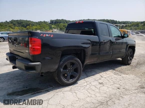 2018 Chevrolet Silverado 1500 Work Truck with VIN 1GCVKNEC3JZ337968, listed as a Copart auction lot 67885765 with 118,179 mi miles and Salvage title. Bid and sale history available at DreamBid. Image 3.