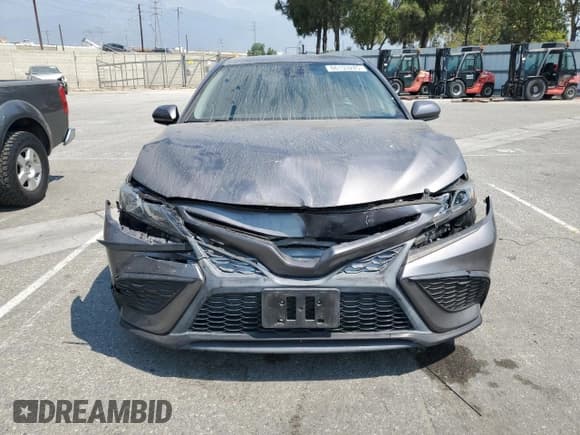 ✅ 2021 Toyota Camry SE • VIN: 4T1G11AK4MU450844 • Lot: 66133245. Listed on Copart with 55,771 mi. Free auction sales archive from the USA and detailed vehicle history report at DreamBid. Image 5.