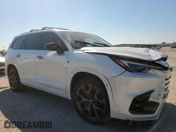 ✅ 2025 Lexus TX 500h F Sport Premium • VIN: 5TDABAB64SS011069 • Lot: 84628275. Wystawiony na Copart z przebiegiem 1 363 mil. Bezpłatny archiwum sprzedaży aukcyjnych z USA i szczegółowy raport historii pojazdu na DreamBid. Zdjęcie 4.