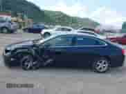 2018 Chevrolet Malibu LS с VIN 1G1ZC5ST7JF240348, выставлен на аукционе IAAI как лот 42980711 с пробегом 185 131 миль миль и . История ставок и продаж доступна на DreamBid. Изображение 14.