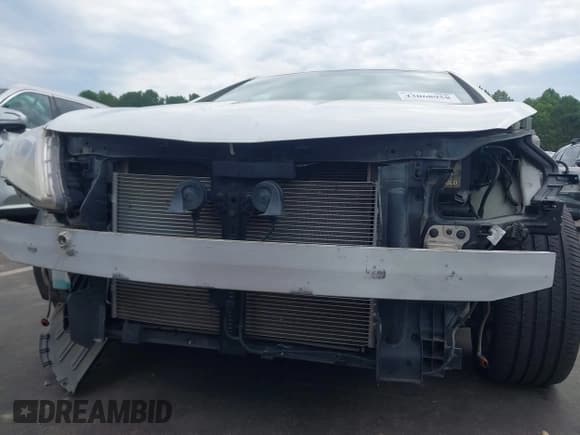 ✅ 2013 Hyundai Azera • VIN: KMHFH4JG7DA287466 • Лот: 43068958. Опубликован ранее на IAAI с пробегом 144 505 миль. Бесплатный доступ к архиву аукционных продаж из США и подробный отчёт об истории автомобиля на DreamBid. Изображение 13.