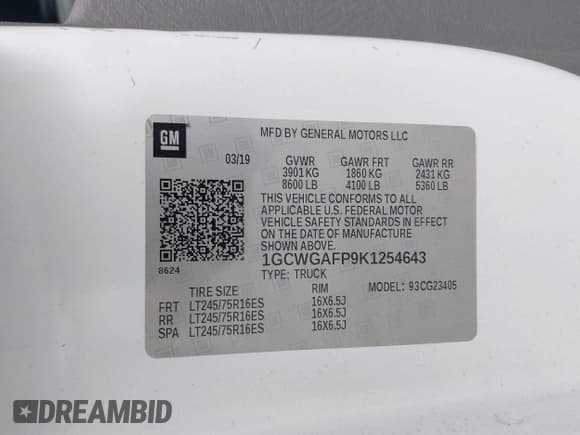 ✅ 2019 Chevrolet Express Cargo • VIN: 1GCWGAFP9K1254643 • Lot: 42712912. Wystawiony na IAAI z przebiegiem 84 123 mil. Bezpłatny archiwum sprzedaży aukcyjnych z USA i szczegółowy raport historii pojazdu na DreamBid. Zdjęcie 9.