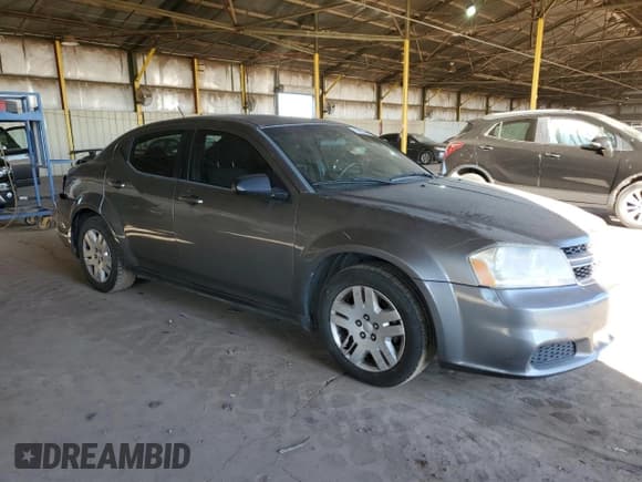 ✅ 2012 Dodge Avenger SE • VIN: 1C3CDZAB1CN111576 • Lot: 79935394. Wystawiony na Copart z przebiegiem 174 367 mil. Bezpłatny archiwum sprzedaży aukcyjnych z USA i szczegółowy raport historii pojazdu na DreamBid. Zdjęcie 4.