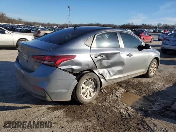 2018 Hyundai Accent SEL z VIN 3KPC24A32JE007242, wystawiony jako Copart lot #37953434 z przebiegiem 106 653 mil mil oraz . Historia ofert i sprzedaży dostępna na DreamBid. Obrazek 3.