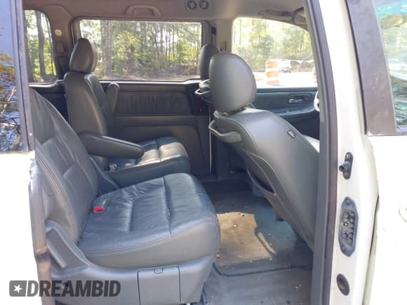 ✅ 2004 Honda Odyssey EX-L • VIN: 5FNRL18924B078634 • Lot: 43310529. Listed on IAAI with 249,022 mi. Free auction sales archive from the USA and detailed vehicle history report at DreamBid. Image 8.