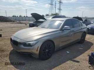 2016 BMW 3 Series 320i xDrive с VIN WBA8E5G57GNT41991, выставлен на аукционе Copart как лот 68776735 с пробегом 93 262 миль миль и Списание • Salvage title. История ставок и продаж доступна на DreamBid. Изображение 1.