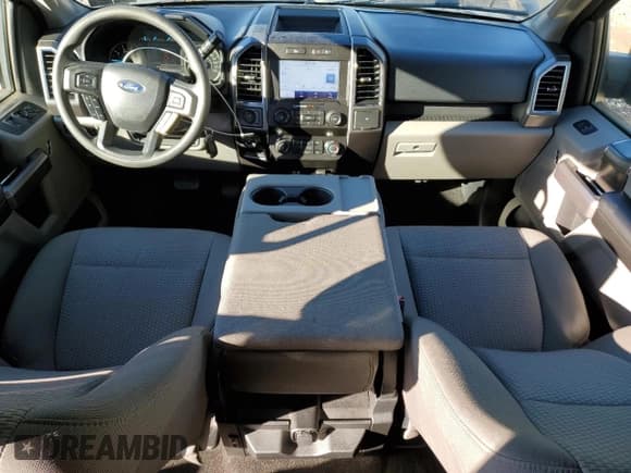 ✅ 2019 Ford F-150 Lariat • VIN: 1FTEW1E57KFD38607 • Lot: 86491915. Wystawiony na Copart z przebiegiem 54 270 mil. Bezpłatny archiwum sprzedaży aukcyjnych z USA i szczegółowy raport historii pojazdu na DreamBid. Zdjęcie 8.