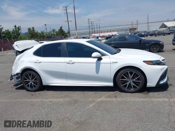 2021 Toyota Camry Hybrid SE с VIN 4T1G31AK8MU549371, выставлен на аукционе IAAI как лот 42910067 с пробегом 125 411 миль миль и . История ставок и продаж доступна на DreamBid. Изображение 13.