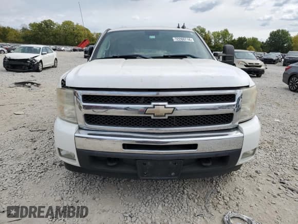 ✅ 2011 Chevrolet Silverado 1500 LT • VIN: 3GCPKSE32BG173265 • Lot: 72269714. Listed on Copart with 132,269 mi. Free auction sales archive from the USA and detailed vehicle history report at DreamBid. Image 5.