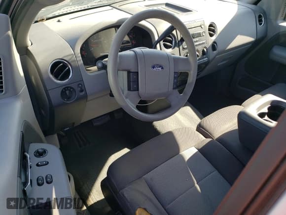 ✅ 2005 Ford F-150 XLT • VIN: 1FTRF04525KE67914 • Lot: 76828284. Listed on Copart with 125,876 mi. Free auction sales archive from the USA and detailed vehicle history report at DreamBid. Image 8.