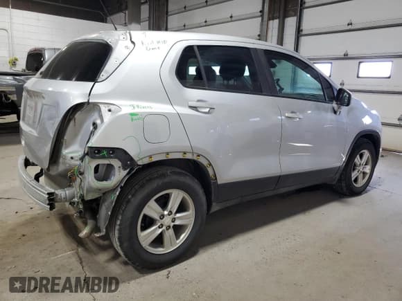 ✅ 2021 Chevrolet Trax LS • VIN: KL7CJKSB6MB303764 • Lot: 85003085. Listed on Copart with 103,335 mi. Free auction sales archive from the USA and detailed vehicle history report at DreamBid. Image 3.