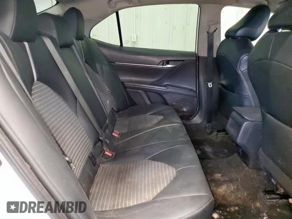 ✅ 2022 Toyota Camry SE • VIN: 4T1T11AK9NU669508 • Lot: 89701515. Wystawiony na Copart z przebiegiem 112 850 mil. Bezpłatny archiwum sprzedaży aukcyjnych z USA i szczegółowy raport historii pojazdu na DreamBid. Zdjęcie 10.