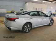 ✅ 2022 Nissan Altima SL • VIN: 1N4BL4EW2NN420864 • Lot: 55946605. Wystawiony na Copart z przebiegiem 39 576 mil. Bezpłatny archiwum sprzedaży aukcyjnych z USA i szczegółowy raport historii pojazdu na DreamBid. Zdjęcie 3.