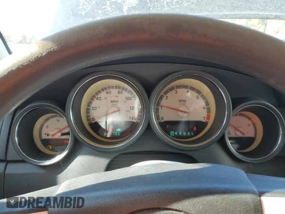 2010 Dodge Charger SXT с VIN 2B3CA3CV3AH158527, выставлен на аукционе Copart как лот 76504554 с пробегом 207 795 миль миль и Списание • Salvage title. История ставок и продаж доступна на DreamBid. Изображение 9.