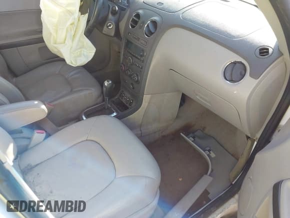 ✅ 2006 Chevrolet HHR LT • VIN: 3GNDA23PX6S670909 • Lot: 41662082. Listed on IAAI with Not provided. Free auction sales archive from the USA and detailed vehicle history report at DreamBid. Image 5.