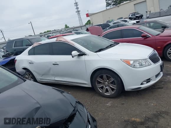 ✅ 2013 Buick LaCrosse Leather • VIN: 1G4GC5E34DF143330 • Лот: 42127851. Опубликован ранее на IAAI с пробегом 198 020 миль. Бесплатный доступ к архиву аукционных продаж из США и подробный отчёт об истории автомобиля на DreamBid. Изображение 13.