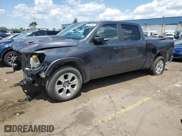 2021 Ram 1500 Limited z VIN 1C6SRFPT8MN563184, wystawiony jako Copart lot #63587385 z przebiegiem 167 274 mil mil oraz Nie do naprawy • Non repairable. Historia ofert i sprzedaży dostępna na DreamBid. Obrazek 1.