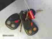 ✅ 2003 Chevrolet Silverado 1500 LS • VIN: 2GCEC19V931101936 • Lot: 43388856. Wystawiony na IAAI z przebiegiem 154 950 mil mil. Skorzystaj z bezpłatnego archiwum sprzedaży aukcyjnych z USA i zobacz szczegółowy raport historii pojazdu na DreamBid. Zdjęcie 11.