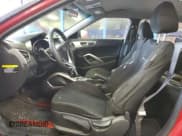 ✅ 2015 Hyundai Veloster RE:FLEX • VIN: KMHTC6AD5FU228663 • Lot: 88442525. Wystawiony na Copart z przebiegiem 165 114 mil. Bezpłatny archiwum sprzedaży aukcyjnych z USA i szczegółowy raport historii pojazdu na DreamBid. Zdjęcie 7.