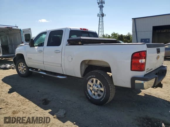 ✅ 2012 Chevrolet Silverado 1500 • VIN: 1GC1CYCG2CF131029 • Лот: 68764195. Опубликован ранее на Copart с пробегом Не указан. Бесплатный доступ к архиву аукционных продаж из США и подробный отчёт об истории автомобиля на DreamBid. Изображение 2.