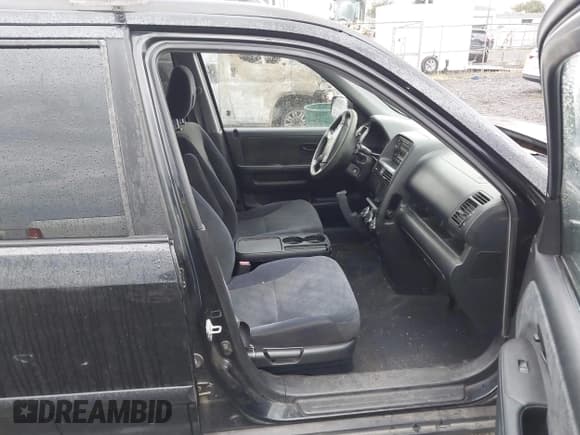 ✅ 2005 Honda CR-V EX • VIN: JHLRD78895C064464 • Lot: 43312079. Wystawiony na IAAI z przebiegiem 186 626 mil. Bezpłatny archiwum sprzedaży aukcyjnych z USA i szczegółowy raport historii pojazdu na DreamBid. Zdjęcie 5.