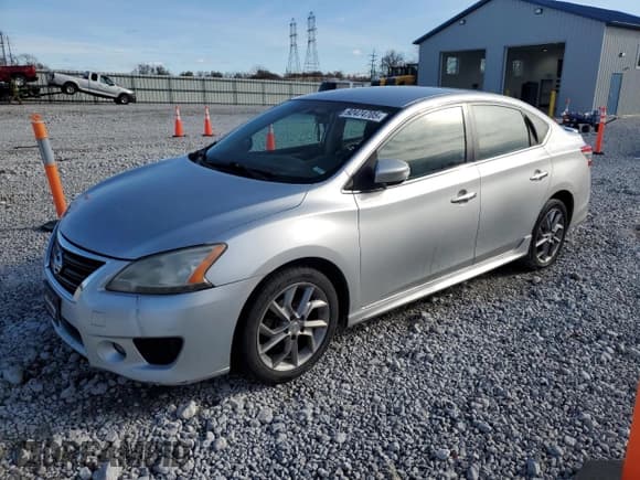 ✅ 2015 Nissan Sentra S • VIN: 3N1AB7AP8FY313737 • Lot: 92474705. Wystawiony na Copart z przebiegiem Nie podano. Bezpłatny archiwum sprzedaży aukcyjnych z USA i szczegółowy raport historii pojazdu na DreamBid. Zdjęcie 1.