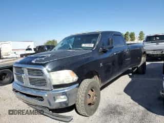 2010 Dodge 3500 Laramie z VIN 3D73Y4CL4AG138453, wystawiony jako Copart lot #75212804 z przebiegiem 207 536 mil mil oraz Szkoda całkowita • Salvage title. Historia ofert i sprzedaży dostępna na DreamBid. Obrazek 2.