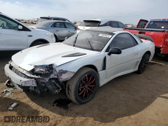 ✅ 1992 Mitsubishi 3000GT • VIN: JA3XE74C1NY066108 • Lot: 75669024. Wystawiony na Copart z przebiegiem 177 762 mil. Bezpłatny archiwum sprzedaży aukcyjnych z USA i szczegółowy raport historii pojazdu na DreamBid. Zdjęcie 1.