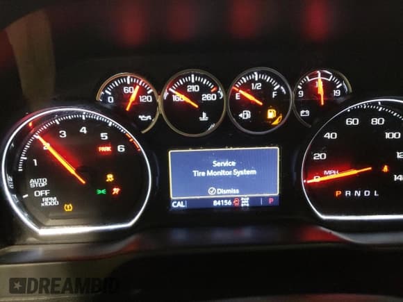 ✅ 2020 Chevrolet Silverado 1500 RST • VIN: 1GCUYEED0LZ110002 • Lot: 53970645. Listed on Copart with 84,156 mi. Free auction sales archive from the USA and detailed vehicle history report at DreamBid. Image 9.