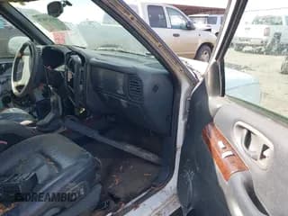 ✅ 1998 Oldsmobile Bravada • VIN: 1GHDT13W2W2706912 • Lot: 41629870. Listed on IAAI with 210,907 mi. Free auction sales archive from the USA and detailed vehicle history report at DreamBid. Image 5.