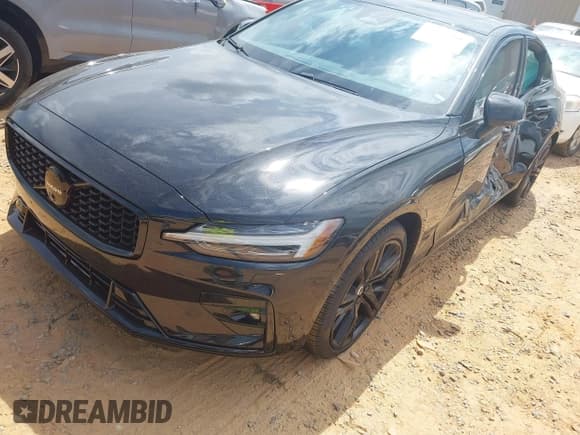 ✅ 2024 Volvo S60 Plus Black Edition • VIN: 7JRL12THXRG293984 • Lot: 42101901. Listed on IAAI with 23,976 mi. Free auction sales archive from the USA and detailed vehicle history report at DreamBid. Image 16.