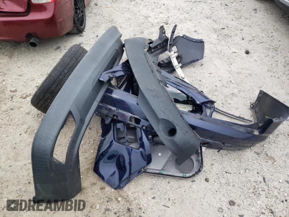 ✅ 2018 Honda Pilot EX-L • VIN: 5FNYF6H72JB046857 • Лот: 57030165. Опубликован ранее на Copart с пробегом 81 885 миль. Бесплатный доступ к архиву аукционных продаж из США и подробный отчёт об истории автомобиля на DreamBid. Изображение 13.