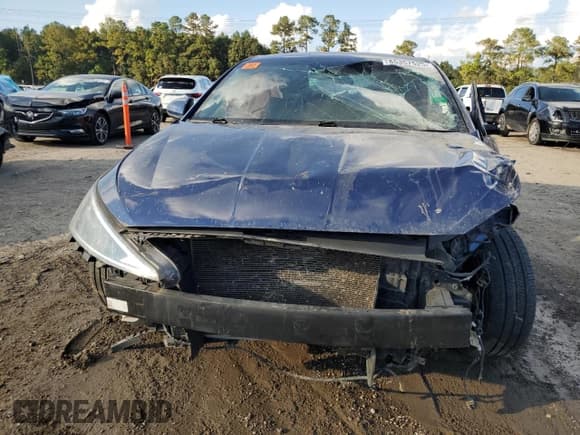 ✅ 2020 Hyundai Elantra SEL • VIN: 5NPD84LF1LH537081 • Lot: 85357525. Listed on Copart with Not provided. Free auction sales archive from the USA and detailed vehicle history report at DreamBid. Image 5.