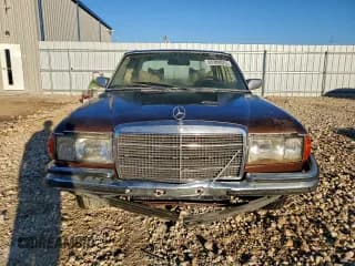 ✅ 1978 Mercedes-Benz 280 • VIN: 11602412111839 • Лот: 51789375. Опубликован ранее на Copart с пробегом 139 478 миль. Бесплатный доступ к архиву аукционных продаж из США и подробный отчёт об истории автомобиля на DreamBid. Изображение 5.