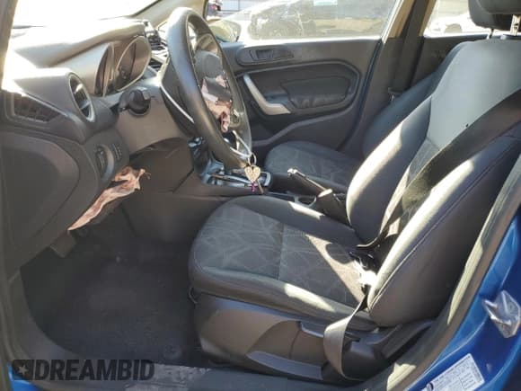 ✅ 2011 Ford Fiesta SE • VIN: 3FADP4EJ6BM202739 • Lot: 89550045. Wystawiony na Copart z przebiegiem 138 458 mil. Bezpłatny archiwum sprzedaży aukcyjnych z USA i szczegółowy raport historii pojazdu na DreamBid. Zdjęcie 7.