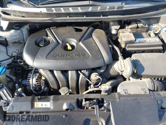 ✅ 2015 Hyundai Elantra SE • VIN: 5NPDH4AE1FH577661 • Lot: 43659649. Listed on IAAI with 199,883 mi. Free auction sales archive from the USA and detailed vehicle history report at DreamBid. Image 10.