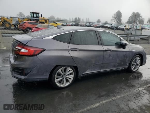 ✅ 2018 Honda Clarity • VIN: JHMZC5F16JC007092 • Lot: 85869175. Listed on Copart with 76,156 mi. Free auction sales archive from the USA and detailed vehicle history report at DreamBid. Image 3.