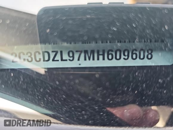 ✅ 2021 Dodge Challenger SRT Super Stock • VIN: 2C3CDZL97MH609608 • Lot: 48615185. Wystawiony na Copart z przebiegiem 1 740 mil. Bezpłatny archiwum sprzedaży aukcyjnych z USA i szczegółowy raport historii pojazdu na DreamBid. Zdjęcie 10.