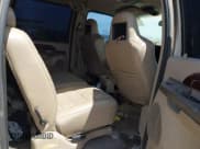 ✅ 2003 Ford Excursion Limited • VIN: 1FMSU43P23EB56475 • Lot: 42376969. Wystawiony na IAAI z przebiegiem 213 603 mil. Bezpłatny archiwum sprzedaży aukcyjnych z USA i szczegółowy raport historii pojazdu na DreamBid. Zdjęcie 8.