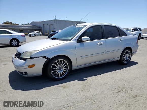 ✅ 2006 Ford Focus ST • VIN: 1FAHP38Z96W136125 • Lot: 62584245. Listed on Copart with 138,001 mi. Free auction sales archive from the USA and detailed vehicle history report at DreamBid. Image 1.