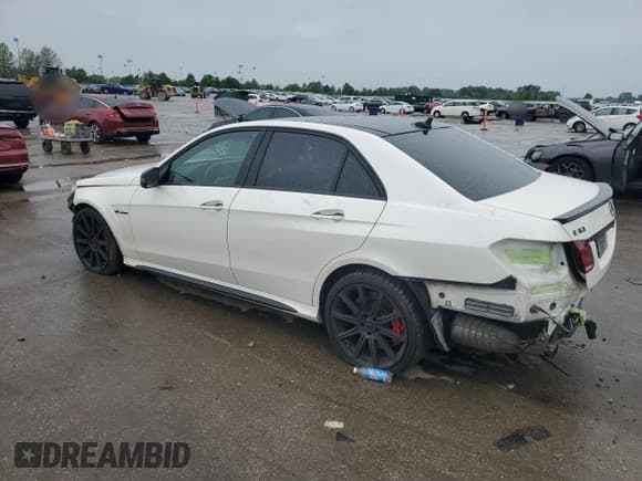 ✅ 2014 Mercedes-Benz E 63 AMG S-Model • VIN: WDDHF7GB1EA956516 • Лот: 56047315. Опубликован ранее на Copart с пробегом 125 373 миль. Бесплатный доступ к архиву аукционных продаж из США и подробный отчёт об истории автомобиля на DreamBid. Изображение 2.