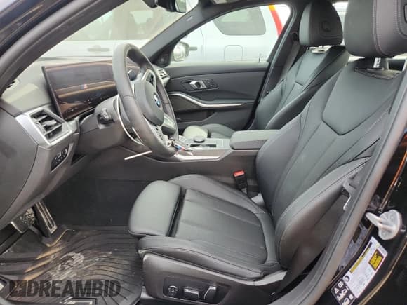 ✅ 2024 BMW 3 Series M340i xDrive • VIN: 3MW49FF08R8E65188 • Lot: 65236195. Wystawiony na Copart z przebiegiem 7 639 mil. Bezpłatny archiwum sprzedaży aukcyjnych z USA i szczegółowy raport historii pojazdu na DreamBid. Zdjęcie 7.