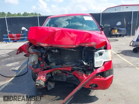 ✅ 2009 Ford F-150 STX • VIN: 1FTRX12W99FA49542 • Lot: 42436129. Listed on IAAI with 213,209 mi. Free auction sales archive from the USA and detailed vehicle history report at DreamBid. Image 12.