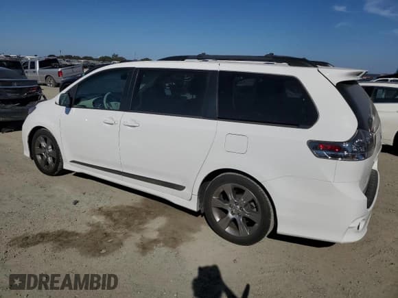 ✅ 2012 Toyota Sienna SE • VIN: 5TDXK3DC1CS270502 • Lot: 81154565. Listed on Copart with 93,407 mi. Free auction sales archive from the USA and detailed vehicle history report at DreamBid. Image 2.