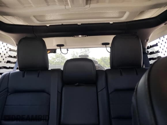 ✅ 2023 Jeep Wrangler Sahara • VIN: 1C4HJXEG3PW571276 • Лот: 59868365. Опубликован ранее на Copart с пробегом 10 916 миль. Бесплатный доступ к архиву аукционных продаж из США и подробный отчёт об истории автомобиля на DreamBid. Изображение 10.