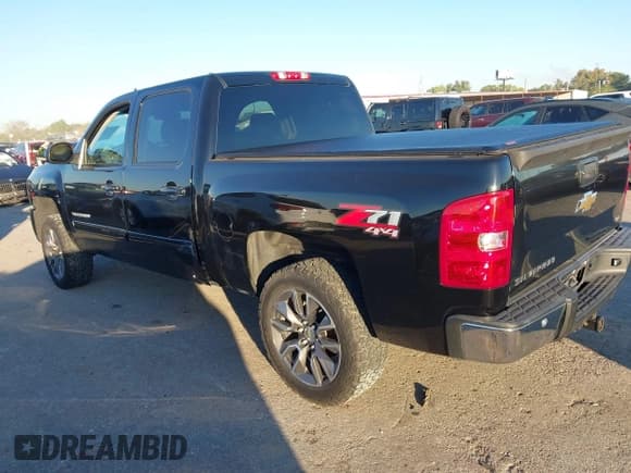 ✅ 2013 Chevrolet Silverado 1500 LTZ • VIN: 3GCPKTE7XDG137822 • Lot: 43575946. Listed on IAAI with 199,827 mi. Free auction sales archive from the USA and detailed vehicle history report at DreamBid. Image 3.