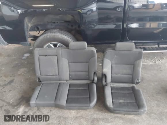 ✅ 2015 Chevrolet Silverado 2500HD LT • VIN: 1GC1KVE82FF105963 • Lot: 42234464. Listed on IAAI with Not provided. Free auction sales archive from the USA and detailed vehicle history report at DreamBid. Image 17.