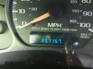 ✅ 2002 Chevrolet Suburban LT • VIN: 1GNEC16T72J208353 • Lot: 43719243. Listed on IAAI with 251,167 mi. Free auction sales archive from the USA and detailed vehicle history report at DreamBid. Image 15.